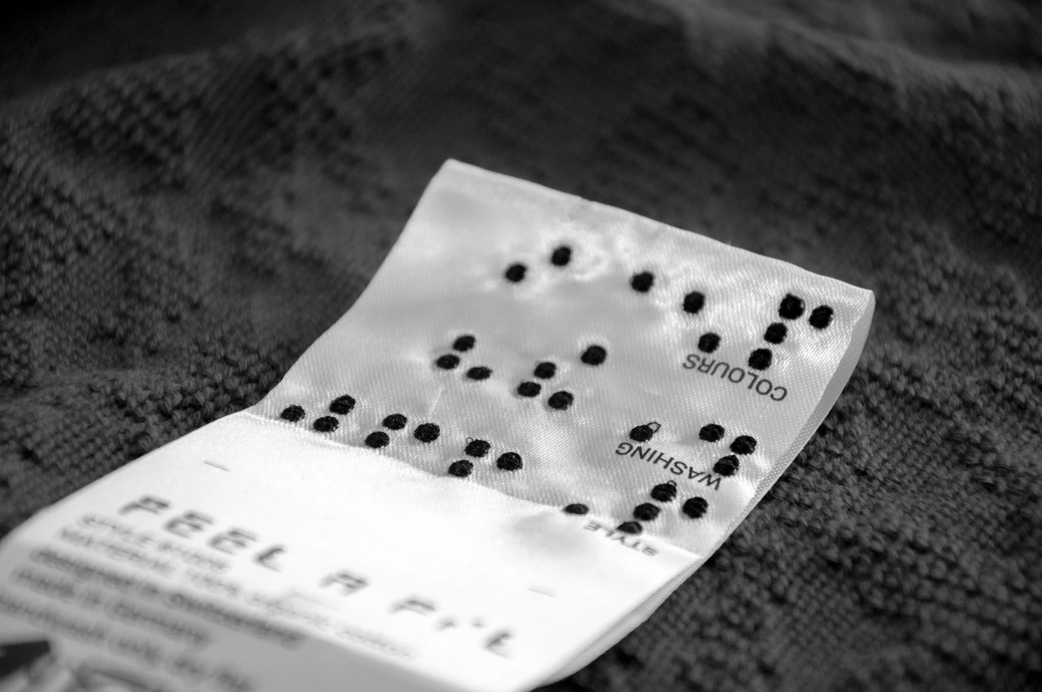 Descriptive Braille clothing tag